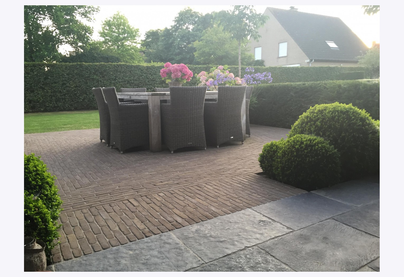 Plaatsen verharding in Deerlijk