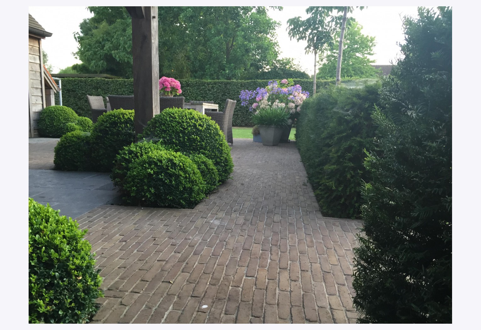 Plaatsen verharding in Deerlijk